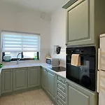 Spaciously Cosy 3Bd Accomodation In Ta Xbiex - Yacht Marina & Valletta Views