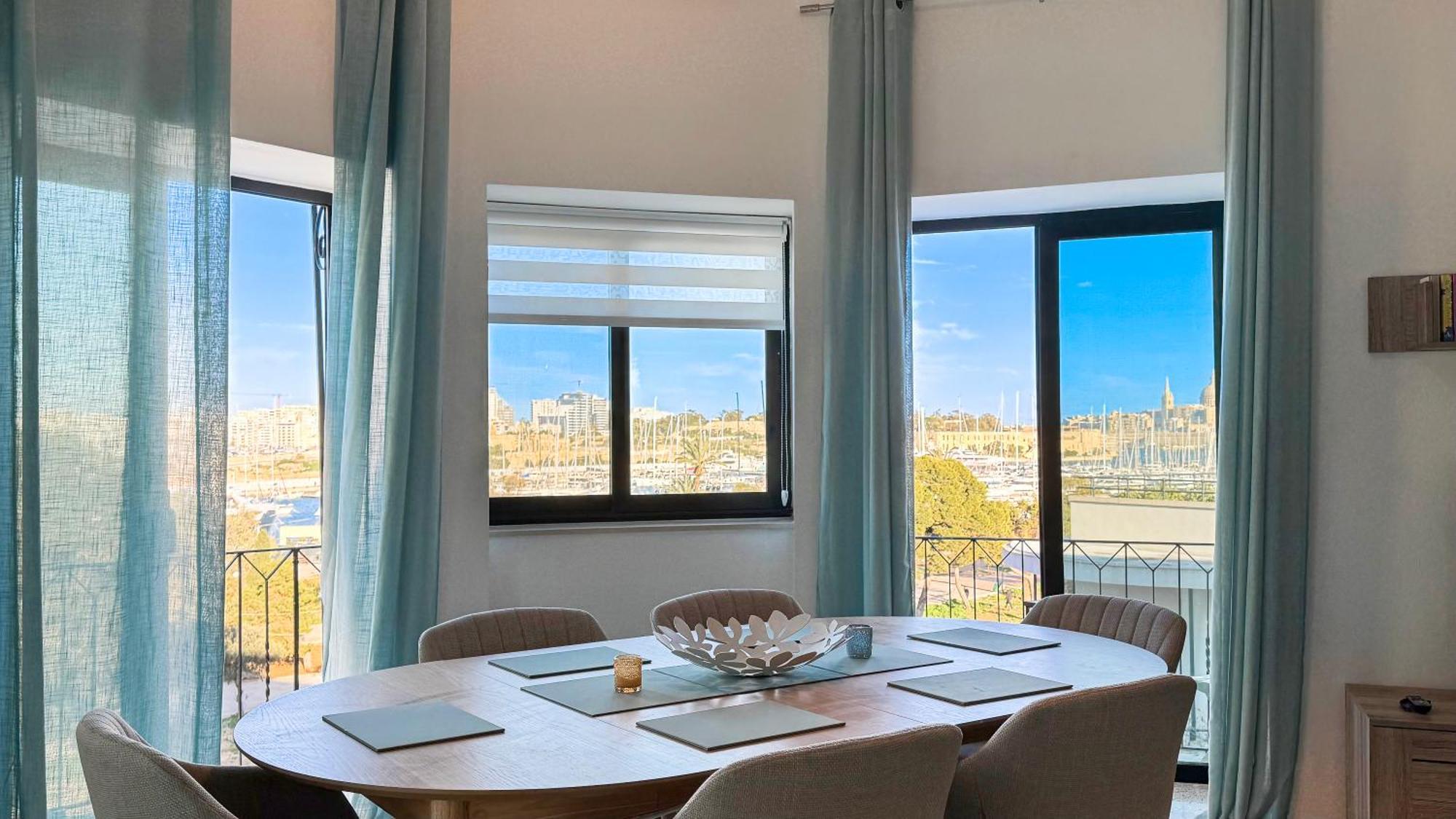 Apartment Spaciously Cosy 3bd In - Yacht Marina & Valletta Views Ta Xbiex