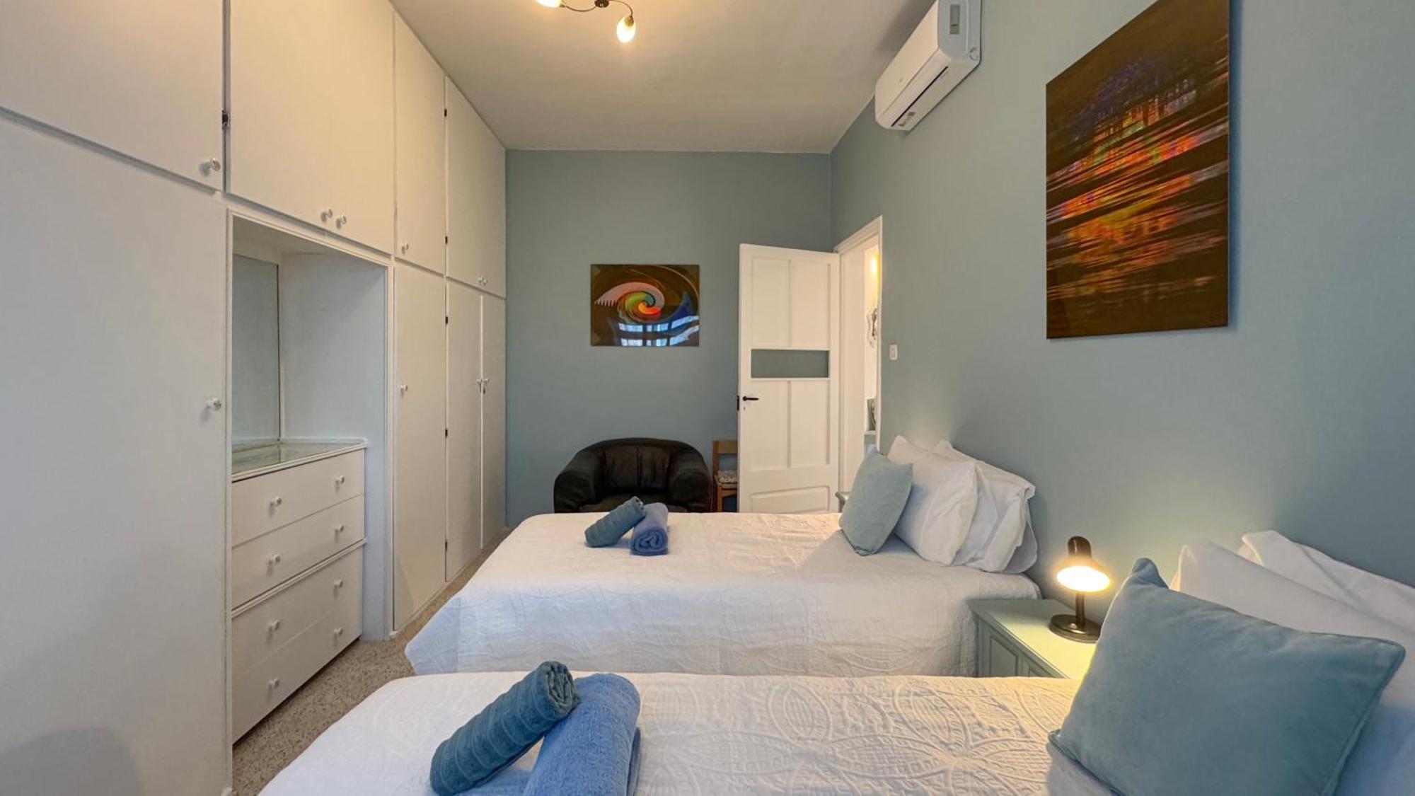 Apartment Spaciously Cosy 3bd In - Yacht Marina & Valletta Views